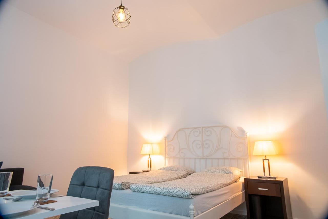 Family&Friends Apartments Schoenbrunn فيينا المظهر الخارجي الصورة